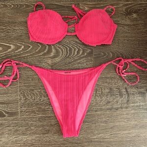 Triangl Mala Bikini- NWOT